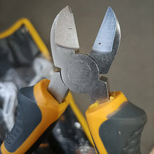 Load image into Gallery viewer, Hi-Spec 7pcs Pliers Wrench Tool Kit Set Home Hand Tools Cutters Screwdrivers